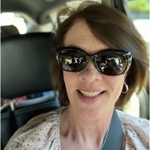 Meet your Posher, Penny